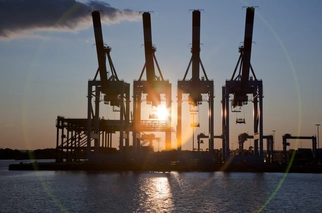 New Jersey Cranes - Working Harbor Tour by Atomische - Tom Giebel on Flickr.
